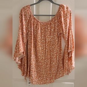 NWT Off the Shoulder Flower Boho Top Size XL Brand ROMWE